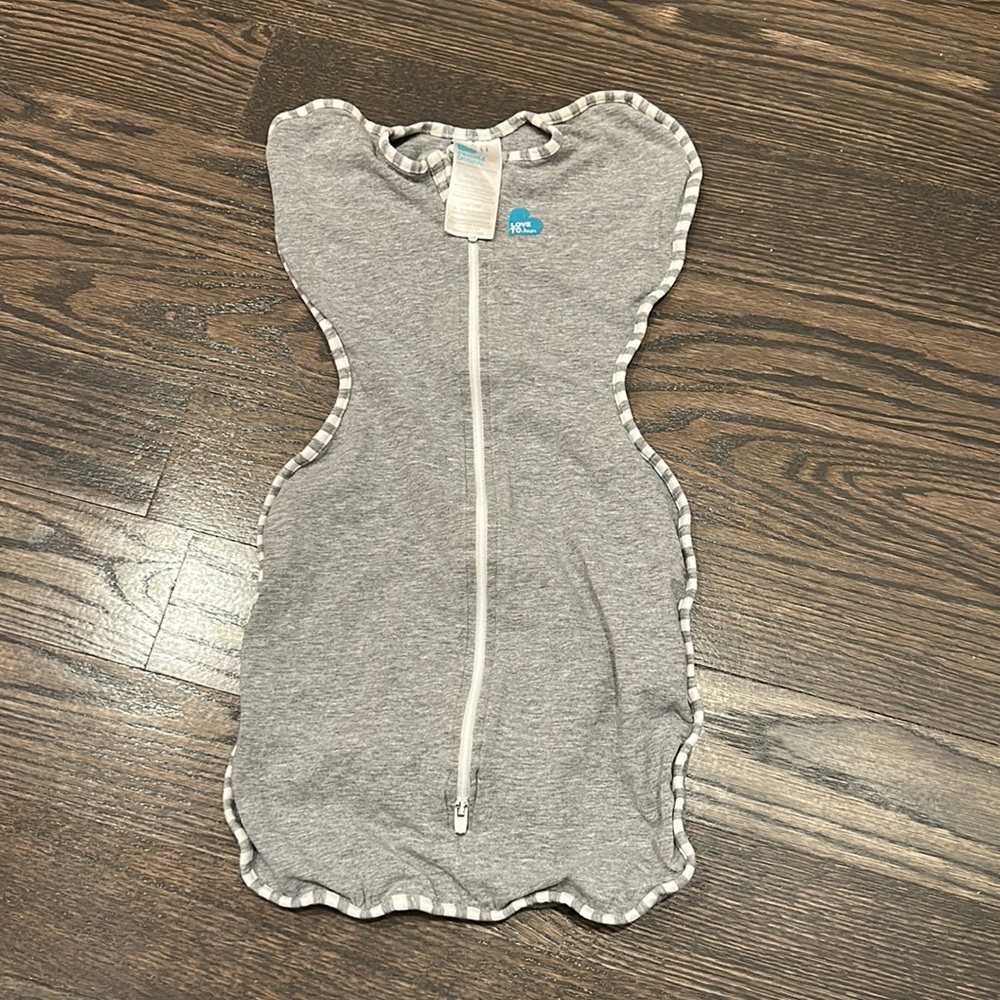 Love To Dream Swaddle Up Original Grey 1.0 TOG - Picture 2 of 10
